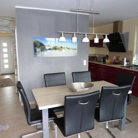 Am Fleesensee 公寓 *